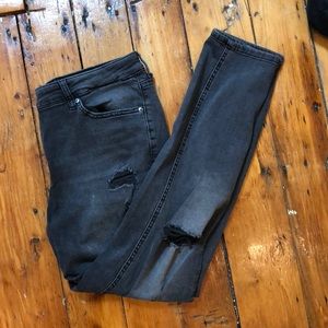 HM Girlfriend Fit denim jeans